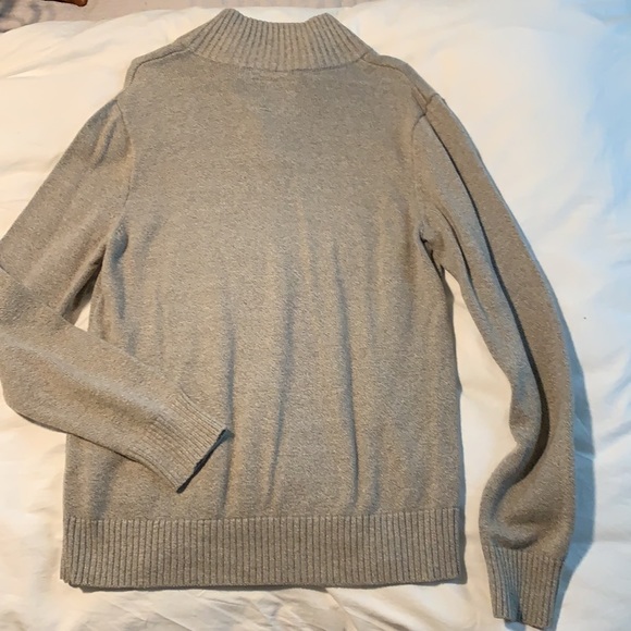 Knitted sweater v-neck button up, with zipper - Picture 4 of 5